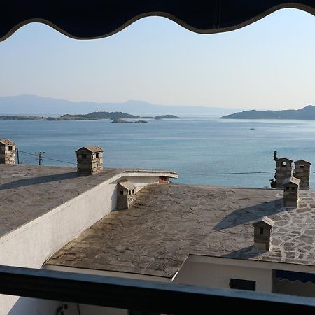 House With Marvelous View Apartment Ouranoupoli Ngoại thất bức ảnh
